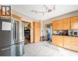 6016 Walker Road, Tecumseh, ON N0R1L0 Photo 25