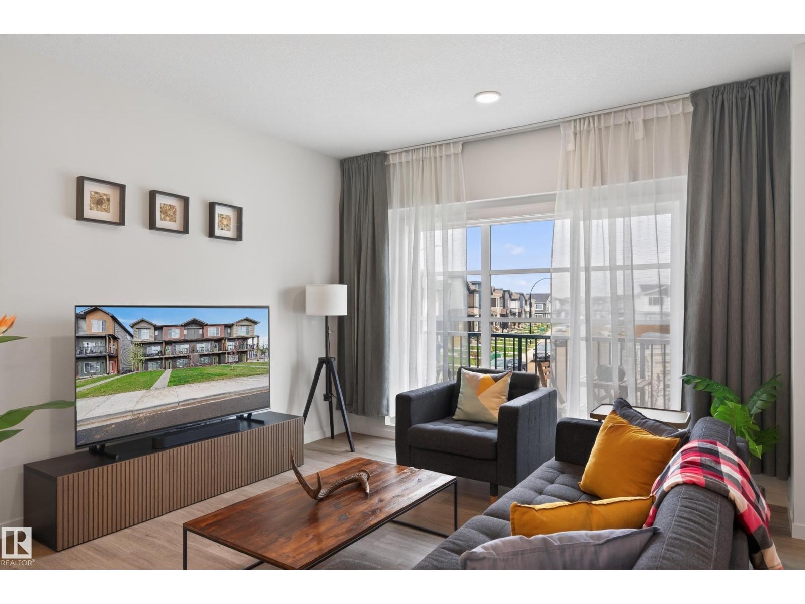 512 37 ST SW - 18