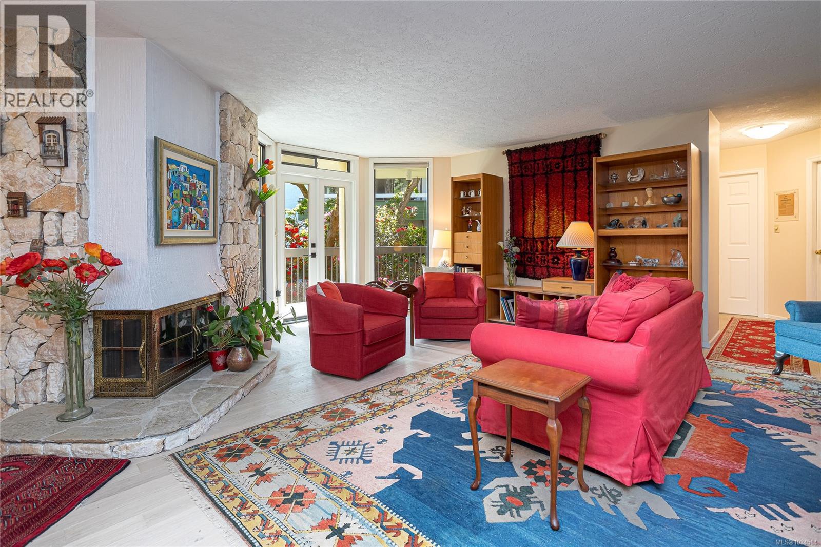 #204 2119 Oak Bay Ave - 5
