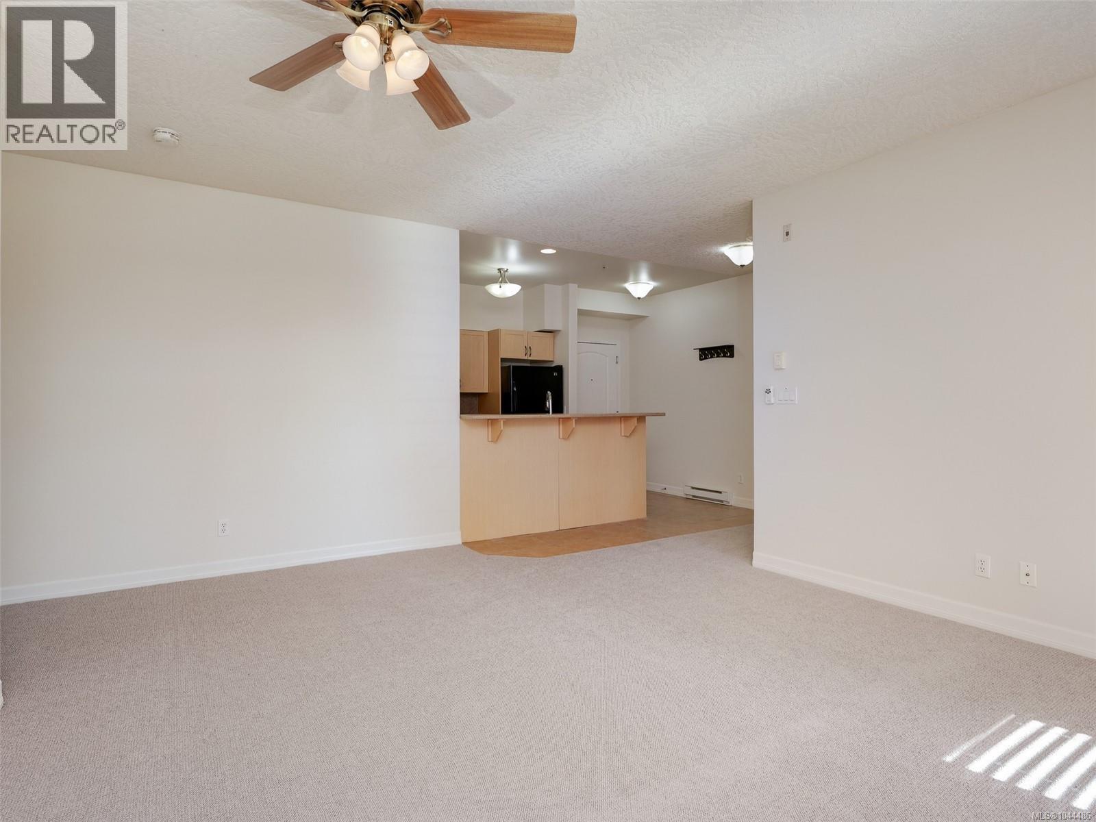 #203 2706 Peatt Rd - 10