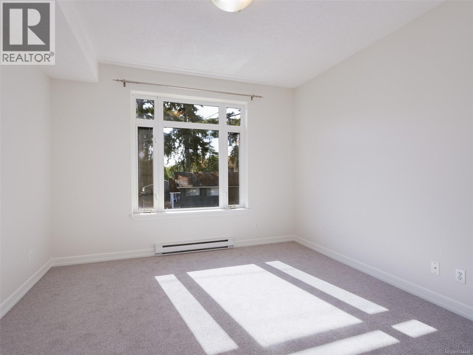 #203 2706 Peatt Rd - Image 18