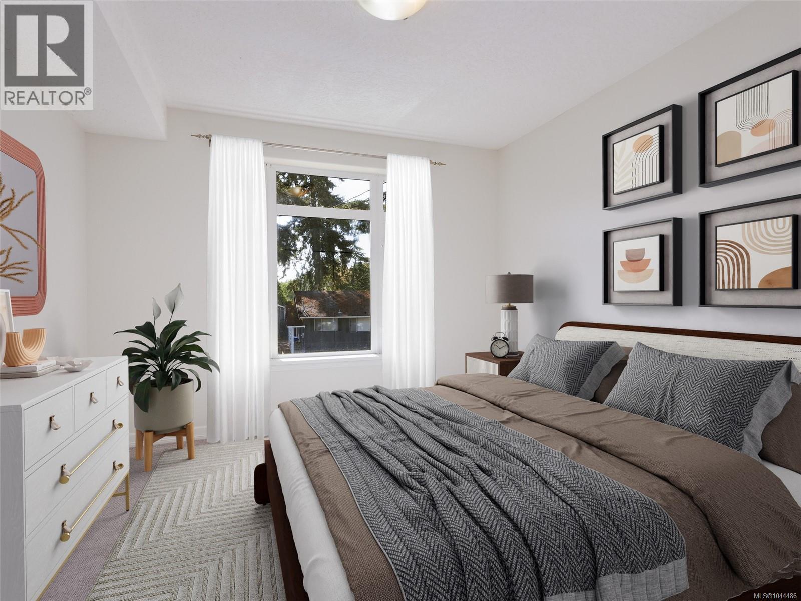 #203 2706 Peatt Rd - 4