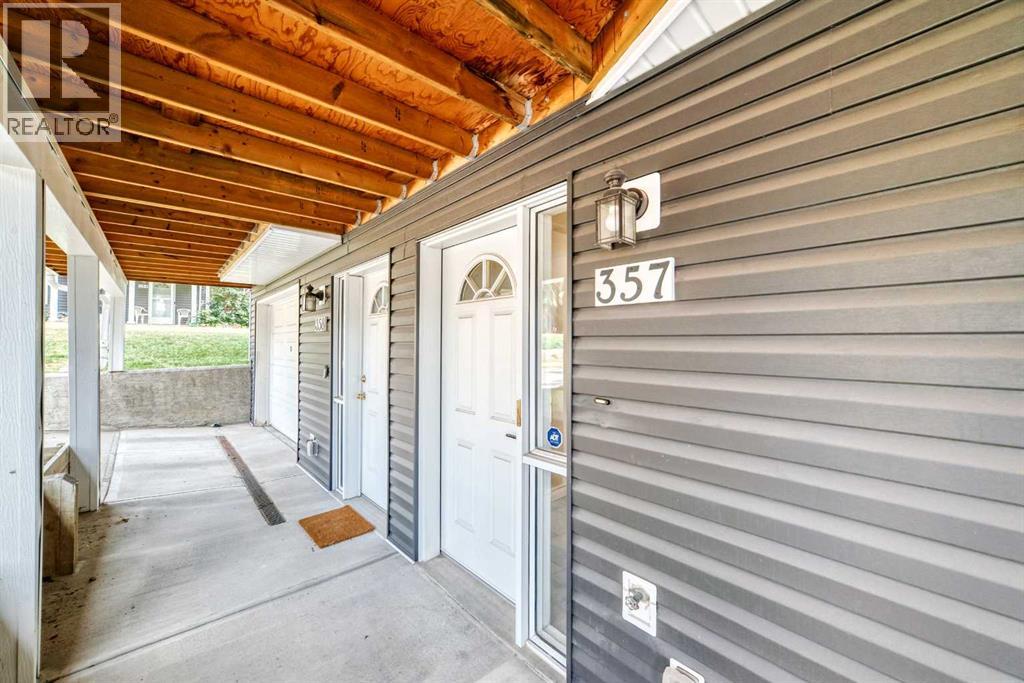 357 Regal Park NE, Renfrew, Calgary photo 4