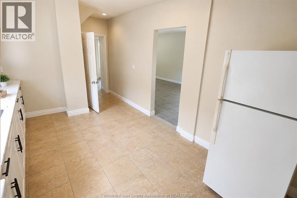 1430 DOUGALL - Image 5
