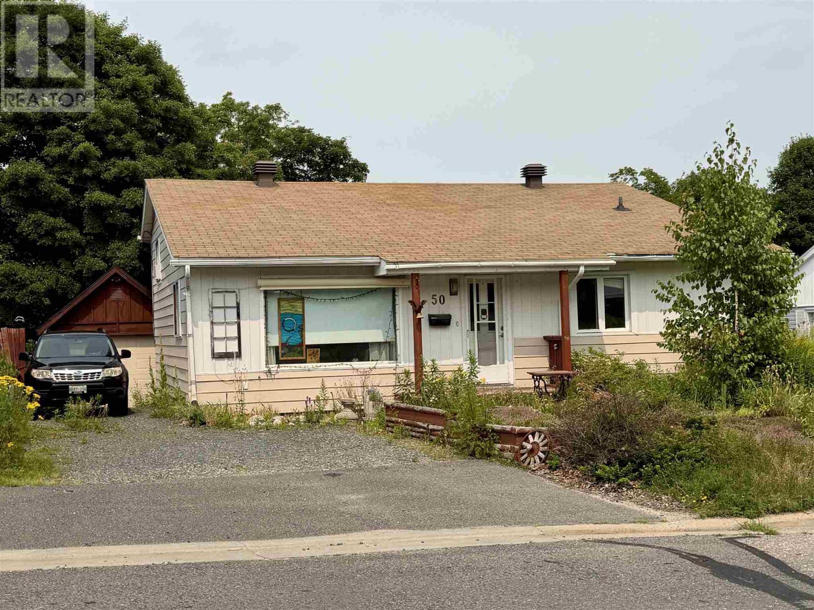 50 Hutchison AVE - 1