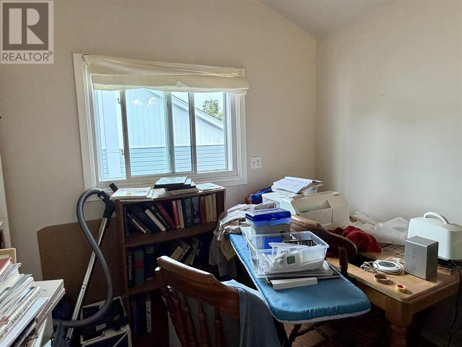 50 Hutchison AVE - 6