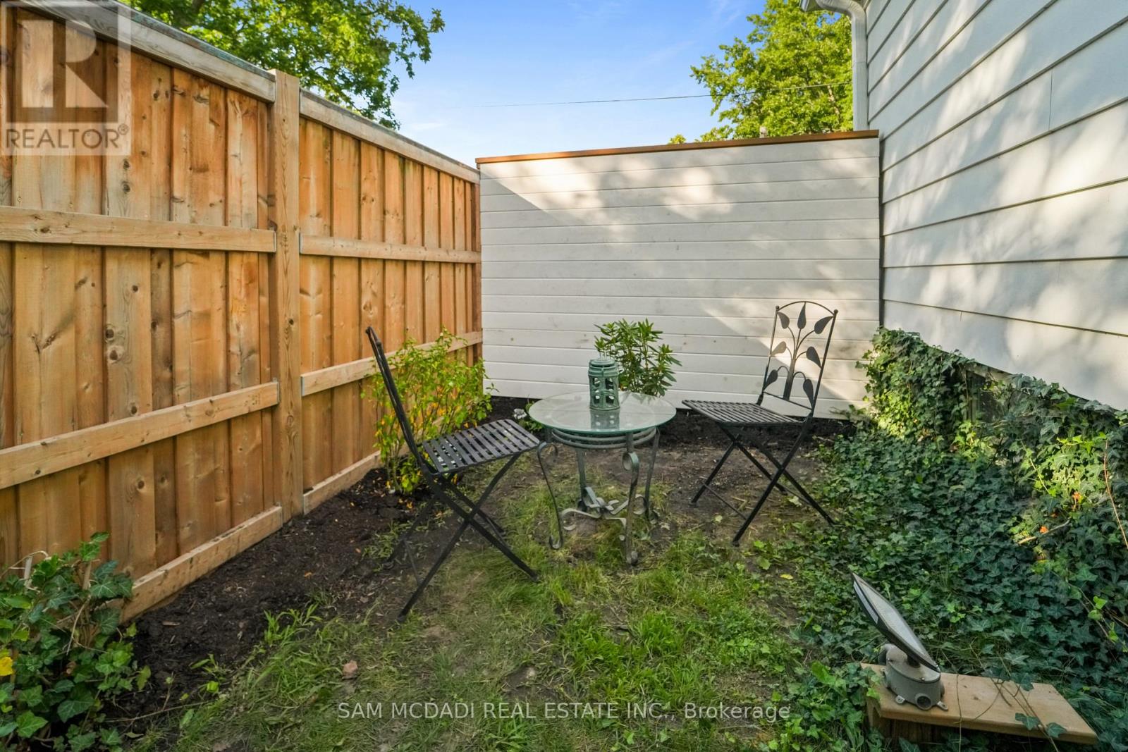 1088 CHERRIEBELL ROAD - Image 31