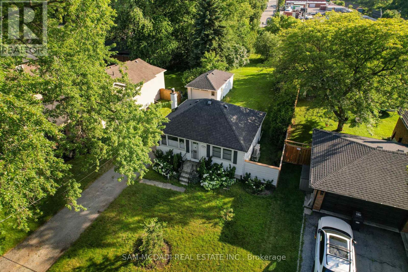1088 CHERRIEBELL ROAD - Image 39