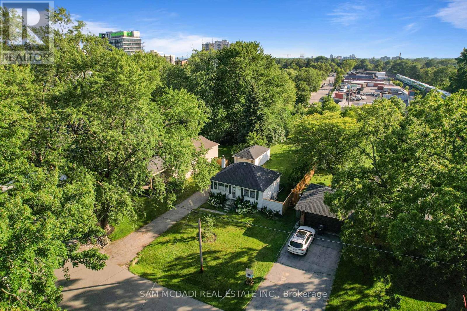 1088 CHERRIEBELL ROAD - Image 40