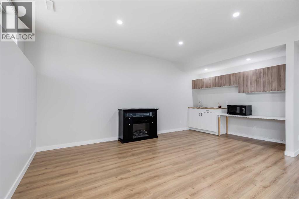738 Carriage Lane Drive - 28