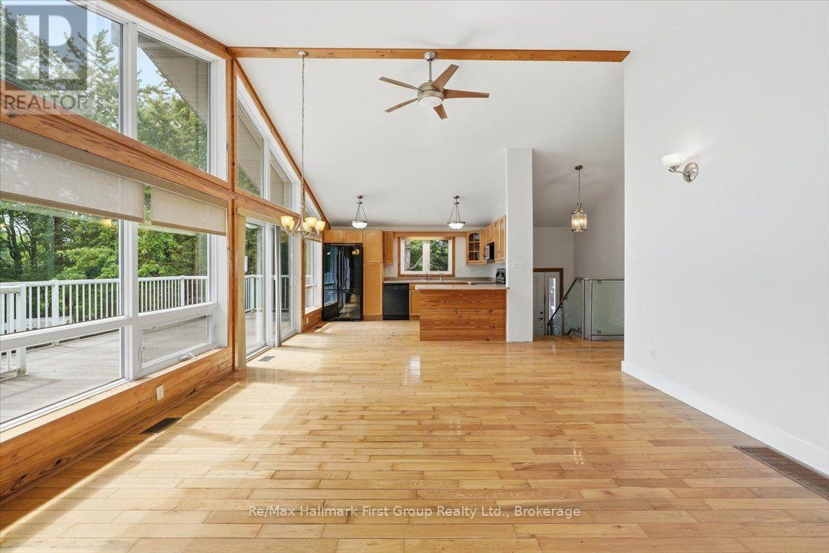 32 SKOOTAMATTA LANE - 11