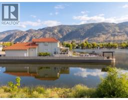 54 Harbour Key Drive, Osoyoos, BC V0H1V3 Photo 12