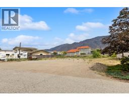 54 Harbour Key Drive, Osoyoos, BC V0H1V3 Photo 9