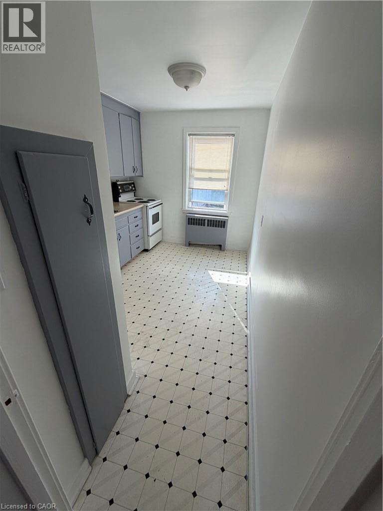 #11 1755 KING Street - 7