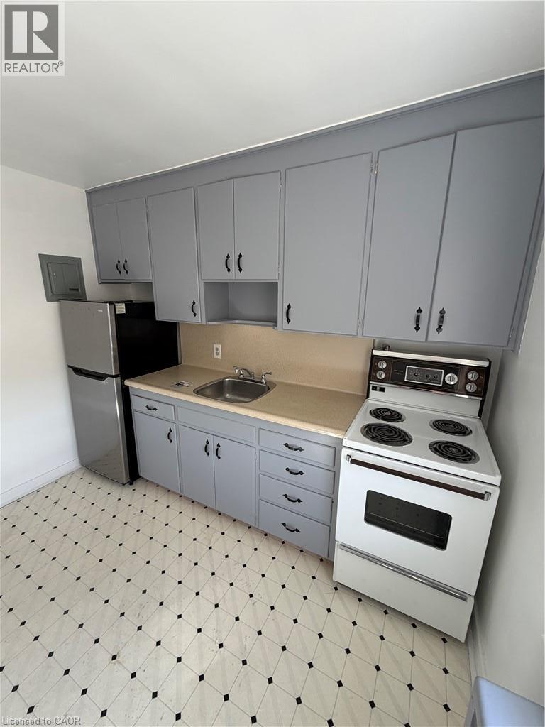 #11 1755 KING Street - 10
