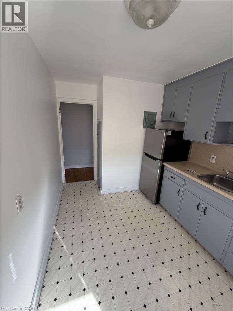 #11 1755 KING Street - 11