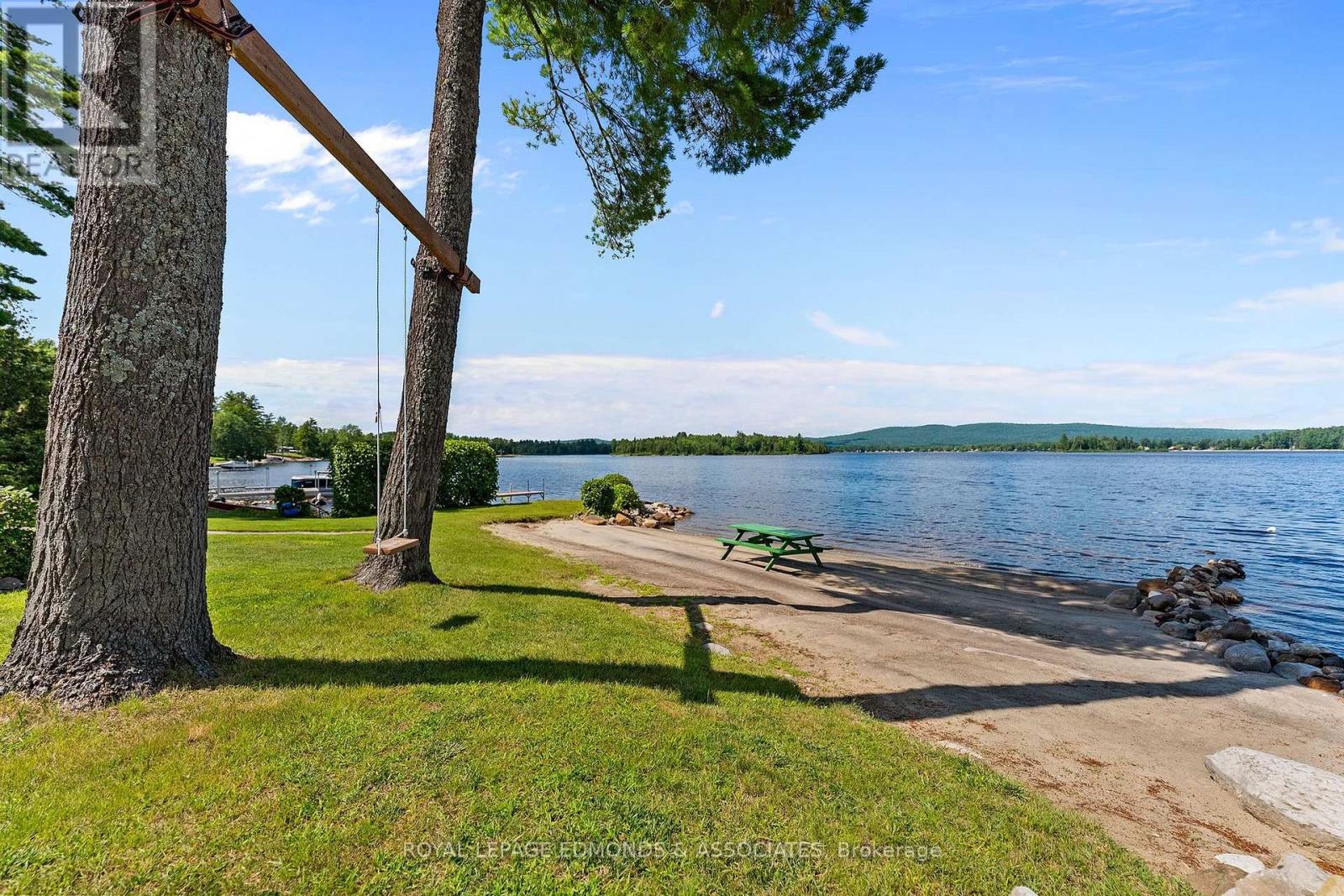 382 GREENWAY DRIVE - Image 43