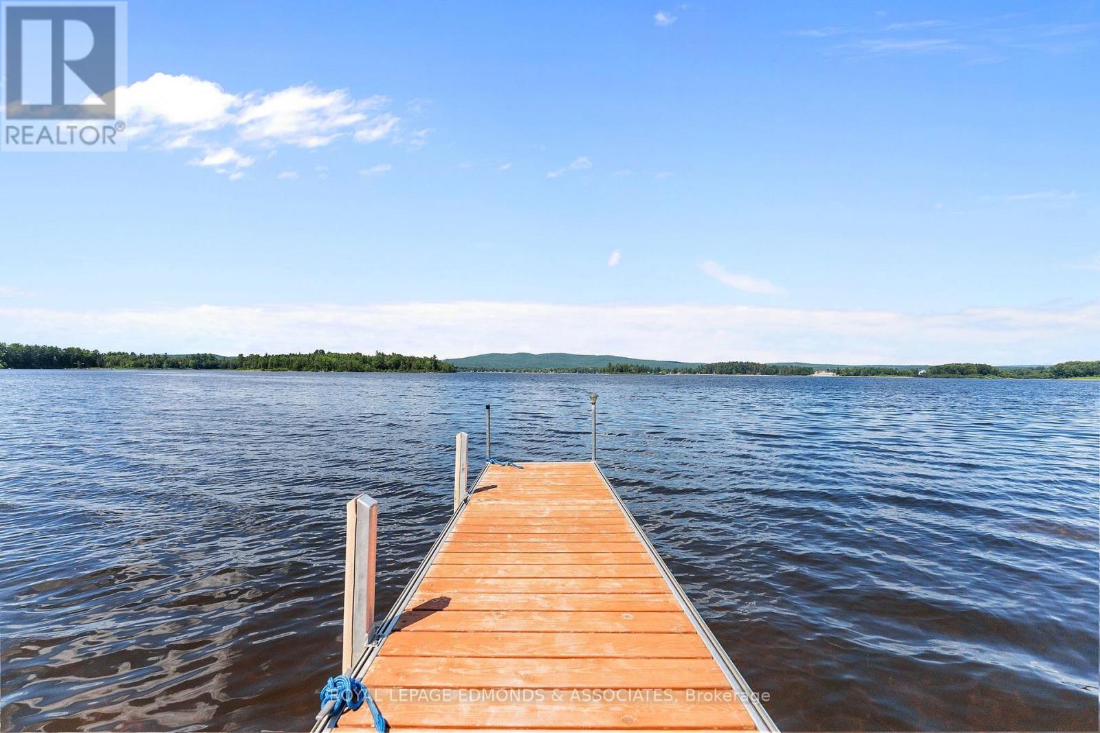 382 GREENWAY DRIVE - Image 45