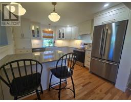 14 Blands Lane thumbnail 12