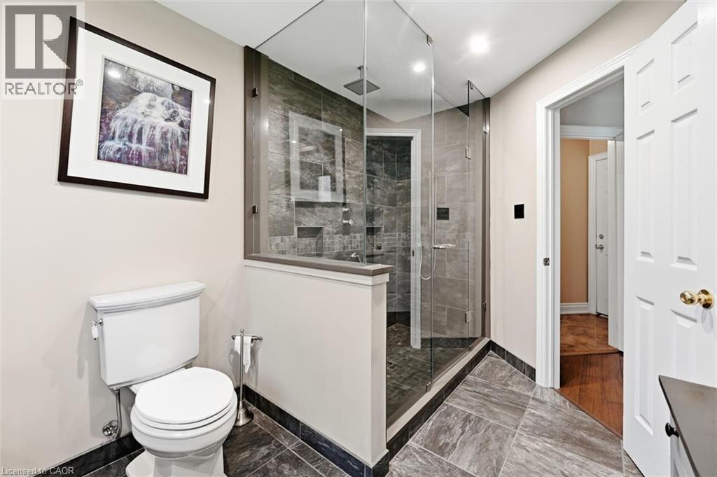 #47 1150 SKYVIEW Drive - 22