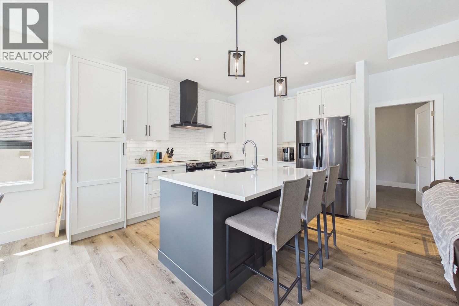  187 Echo Ridge Drive, Kelowna