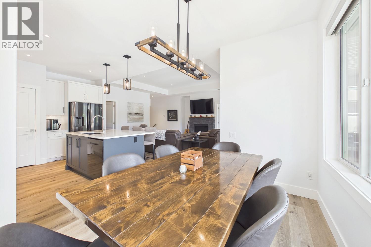  187 Echo Ridge Drive, Kelowna