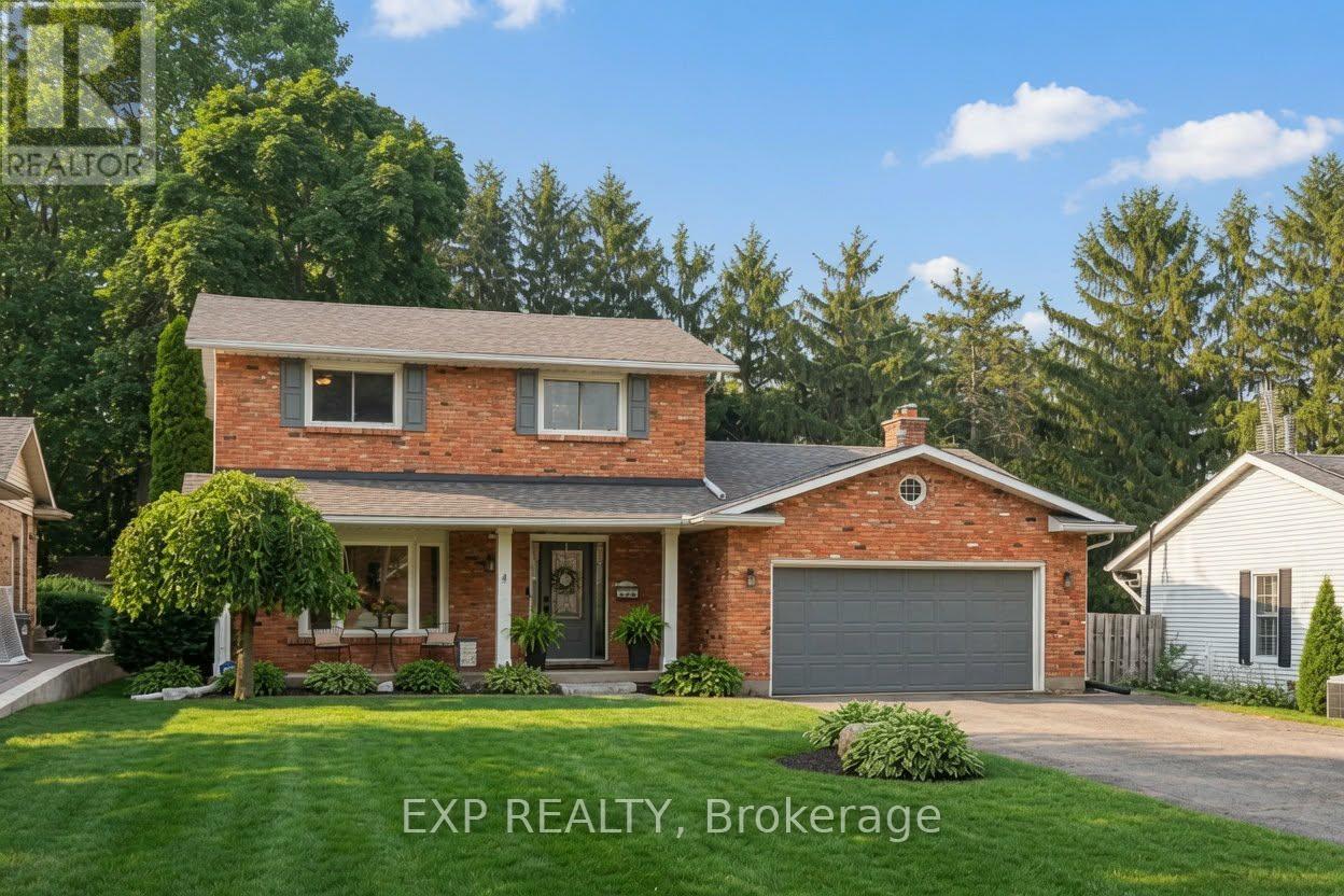 55 FOREST HILL CRESCENT - 1
