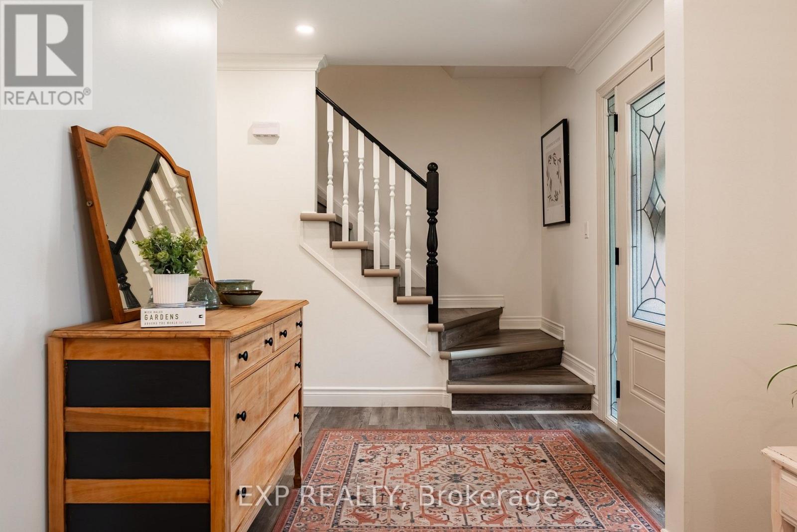 55 FOREST HILL CRESCENT - Image 17