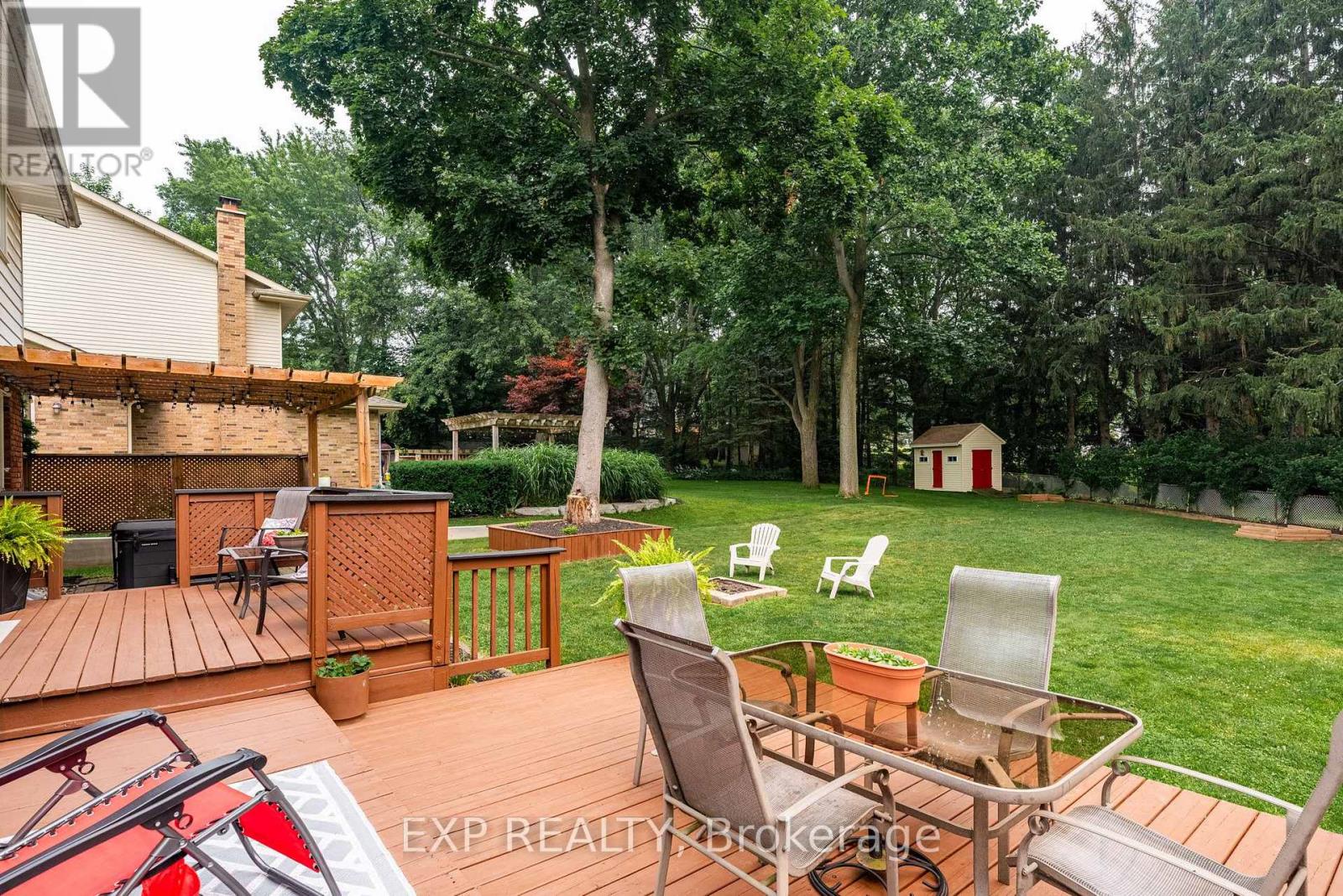 55 FOREST HILL CRESCENT - Image 40