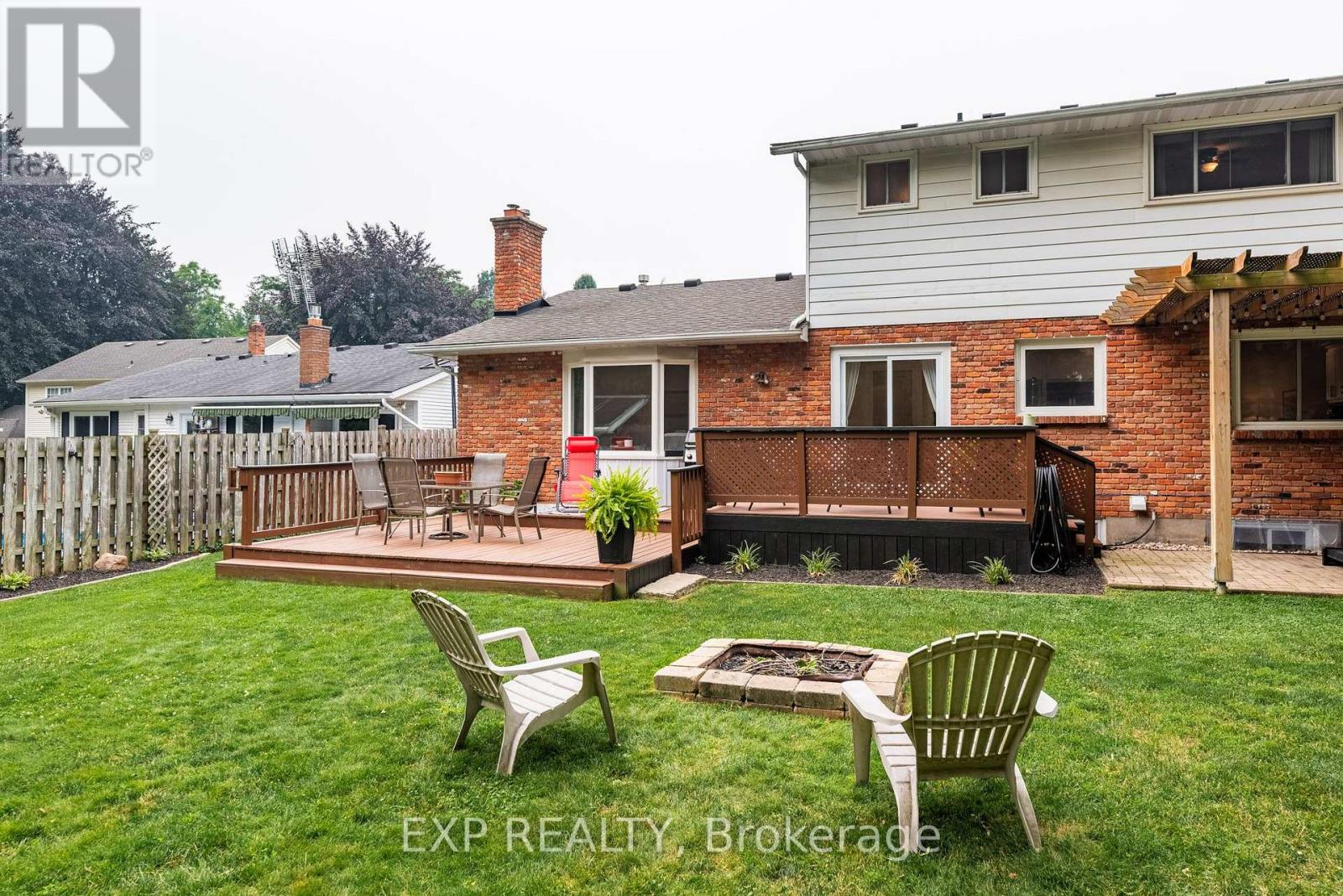 55 FOREST HILL CRESCENT - 45