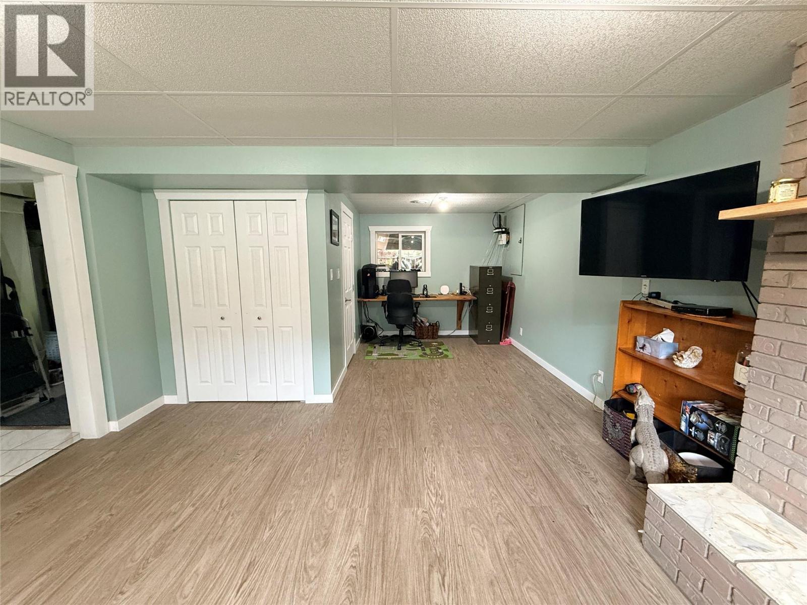 466 Second Avenue - Image 26