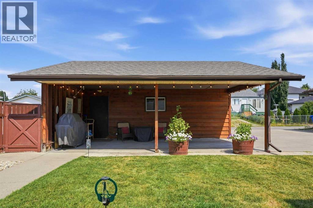5616 45th Street, Innisfail
