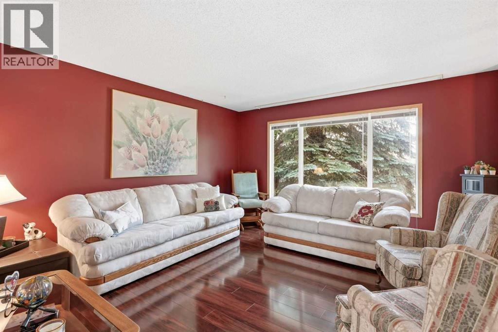 5616 45th Street, Innisfail