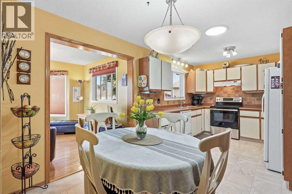 5616 45th Street, Innisfail