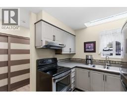 14 2736 Atlin Place, Coquitlam, BC V3C5T1 Photo 8