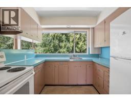 1768 Ottawa Place, West Vancouver, BC V7V2T7 Photo 22