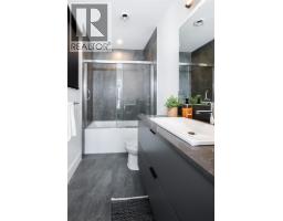1701 Coursier Avenue Unit# 2213, Revelstoke, BC V0E2S1 Photo 9
