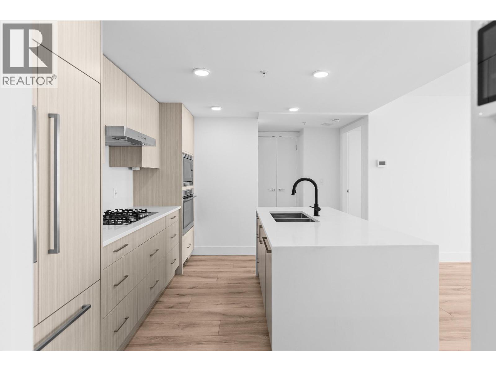 1101 1588 Ellis Street, Kelowna