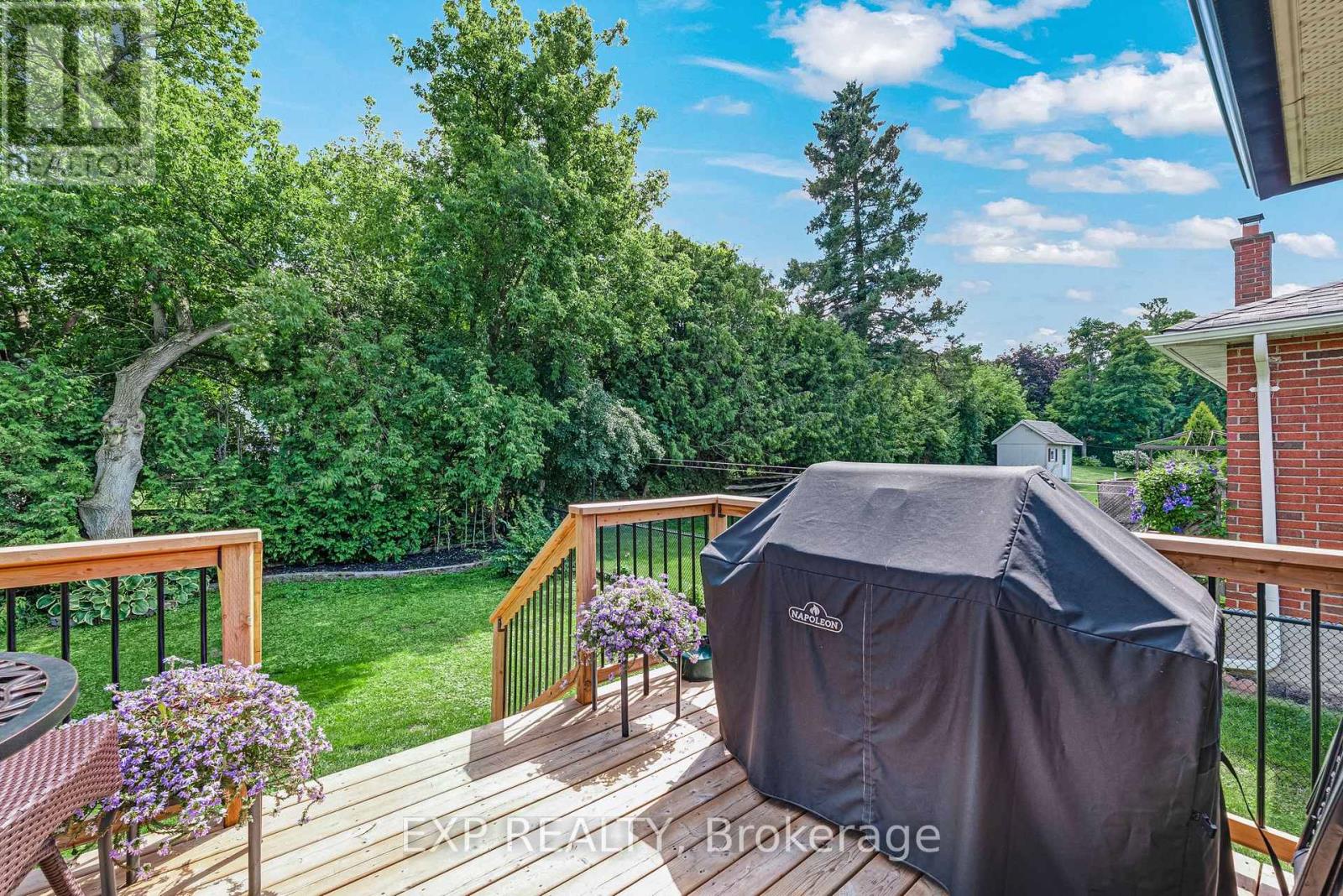 8 LOW BOULEVARD - Image 38