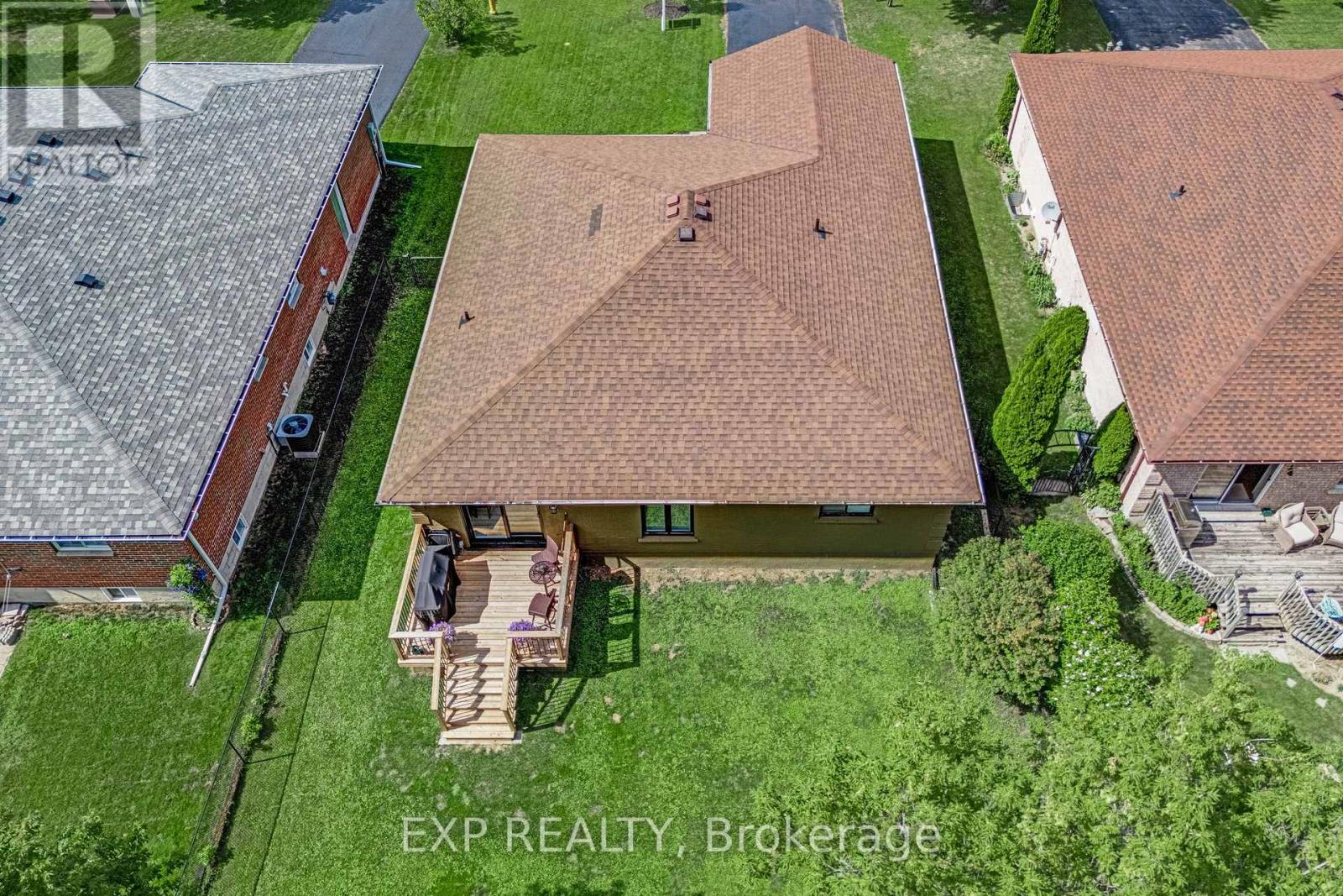 8 LOW BOULEVARD - Image 43
