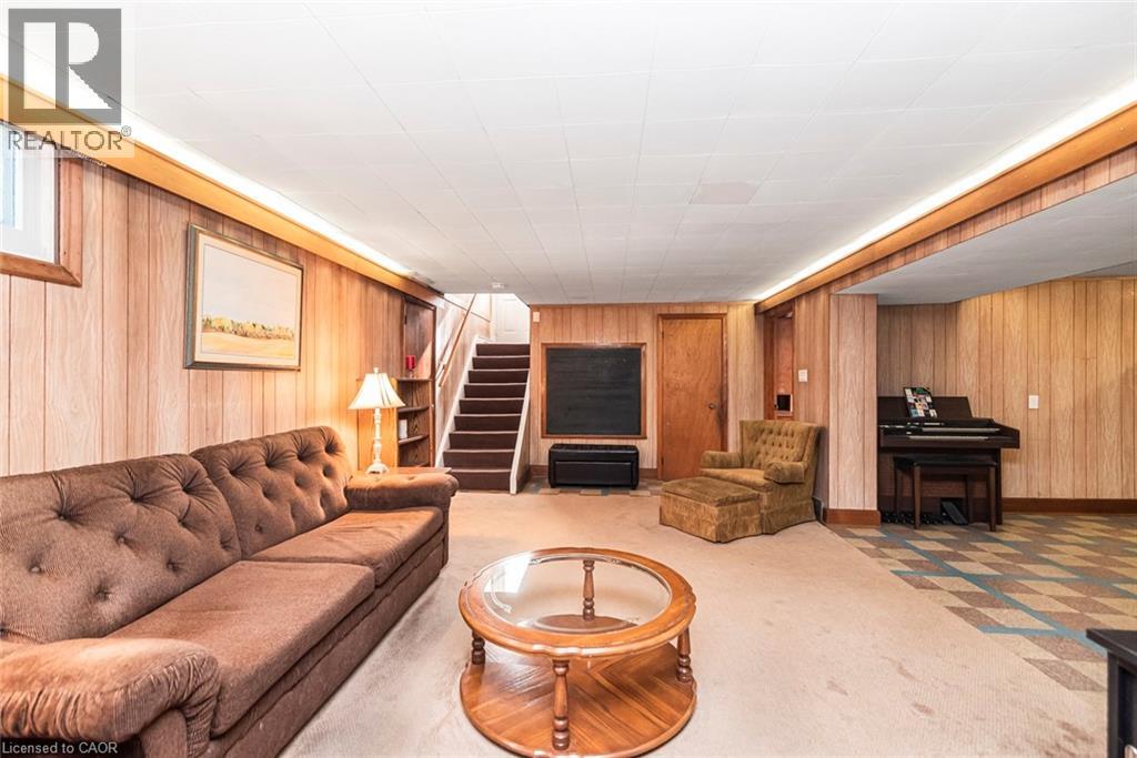 124 BROKER Drive - 18