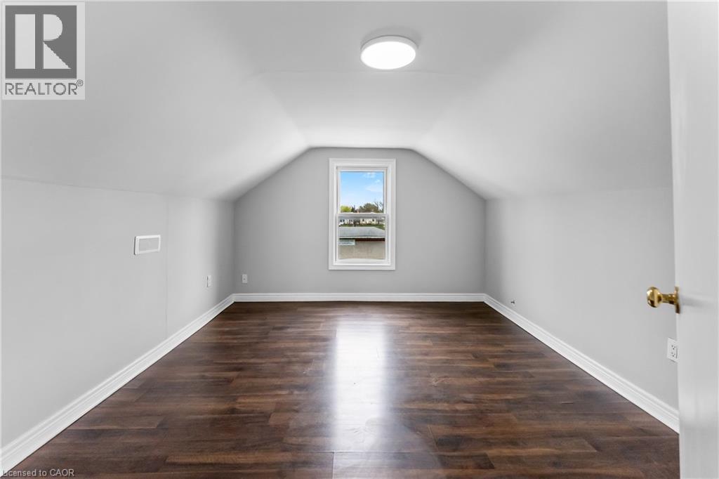 20 LLOYD Street - Image 20