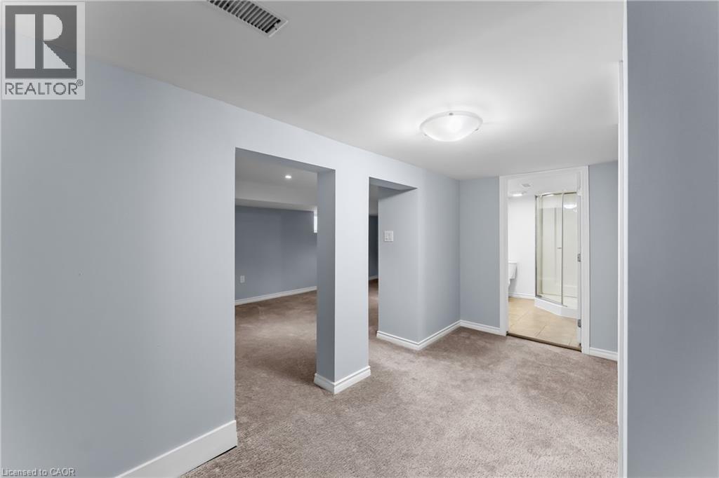 20 LLOYD Street - Image 25