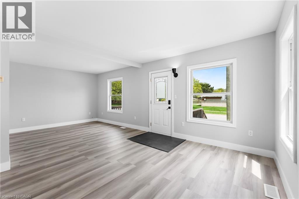 20 LLOYD Street - Image 6