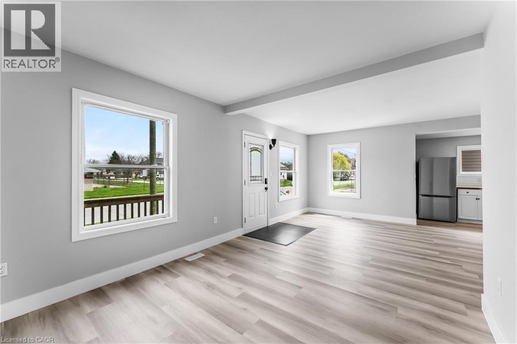 20 LLOYD Street - Image 7