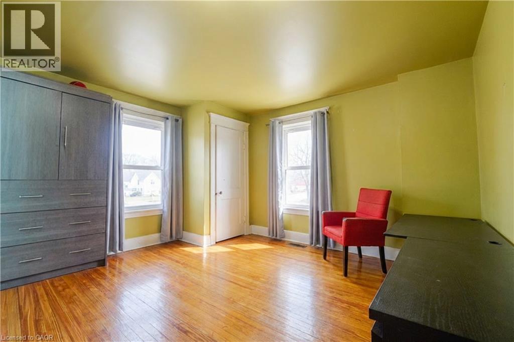 110 LACROIX Street - 11
