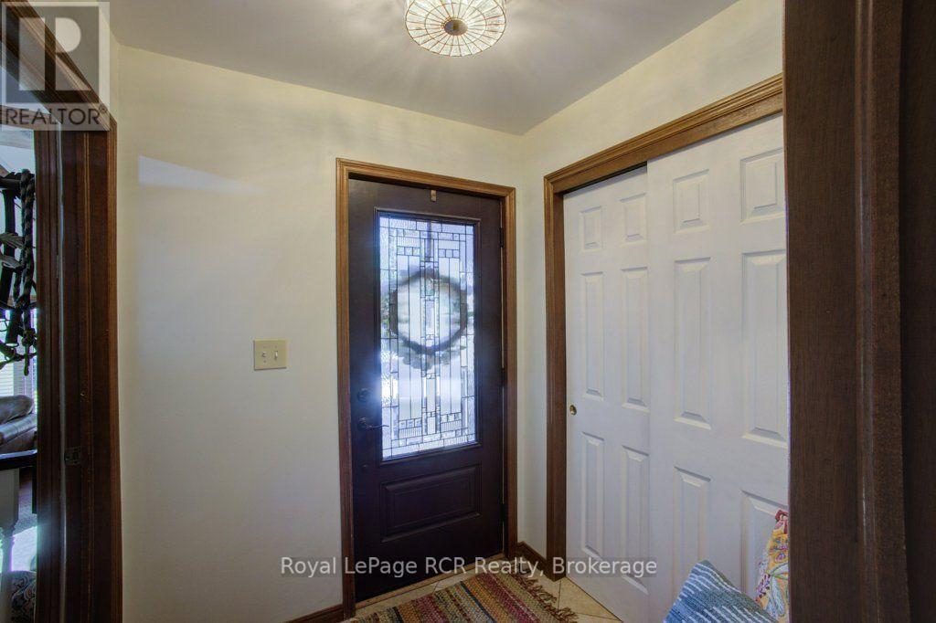 7195 Sixteenth Line, Mapleton, Ontario, N0G1A0, Mapleton, Ontario — photo 5 of 5
