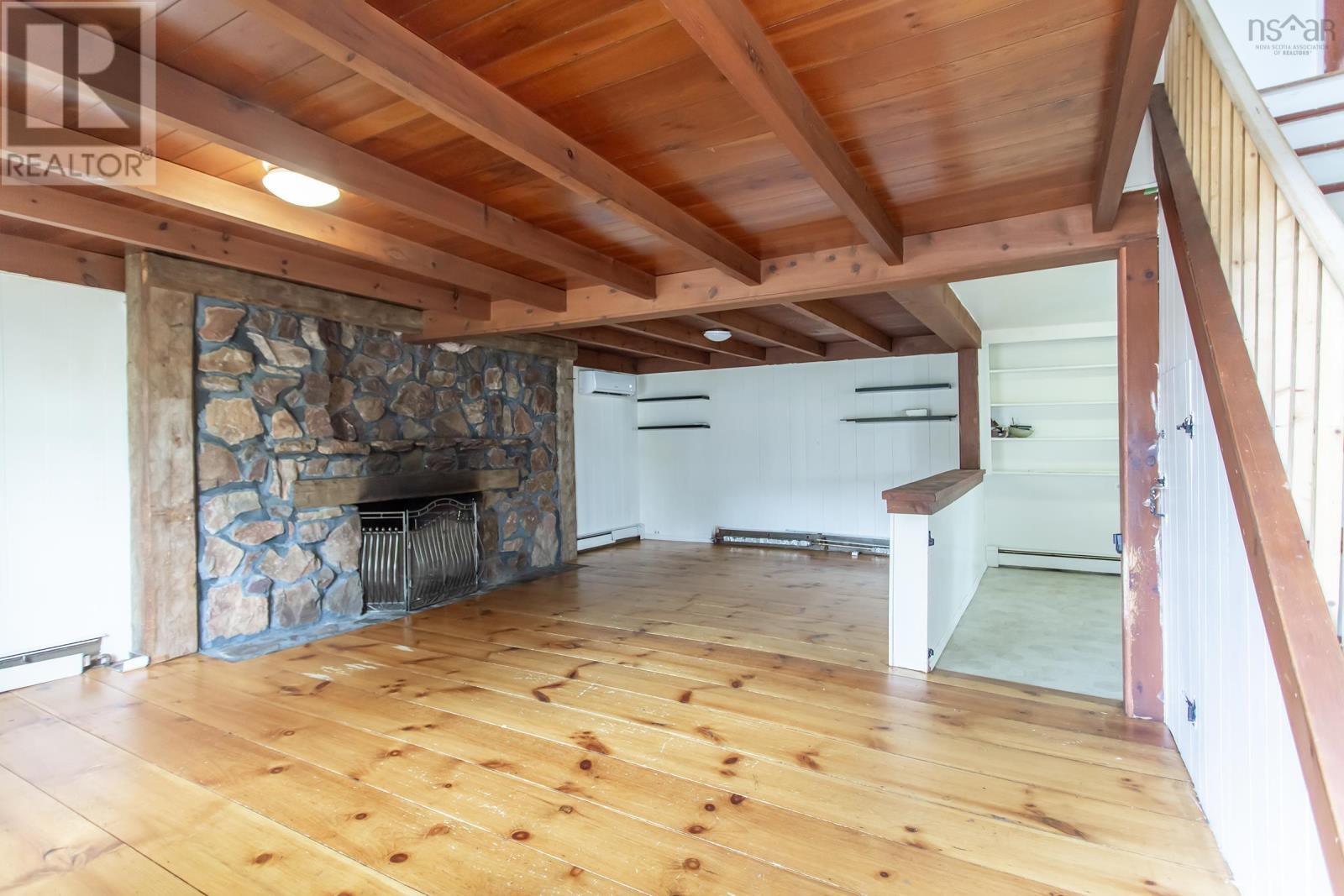 3 Court Street - 5