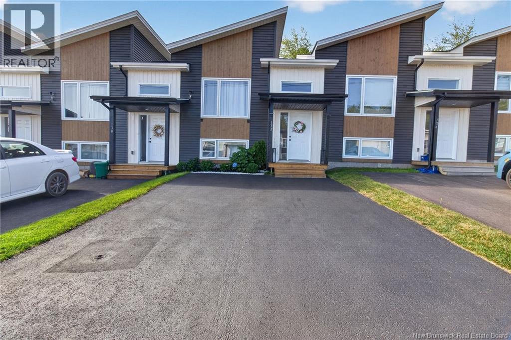 132 Donat Crescent - 1