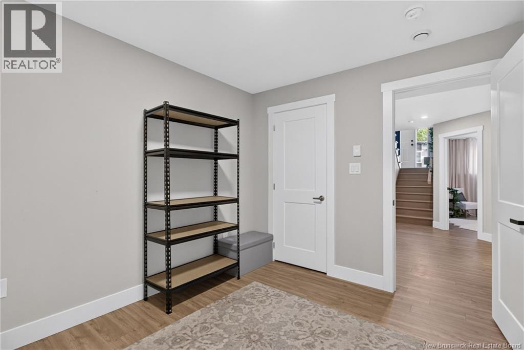 132 Donat Crescent - 34
